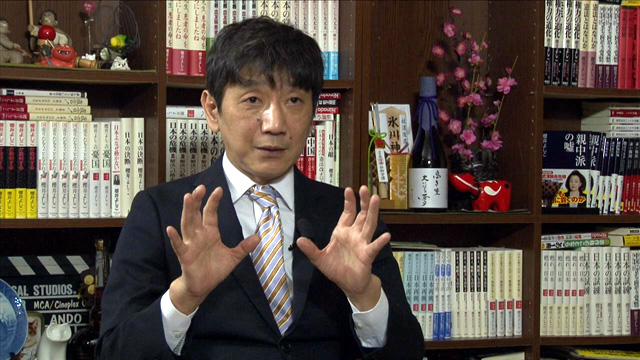 渡邉哲也・作家・経済評論家