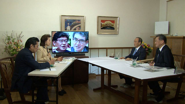 菅義偉・前内閣総理大臣/石橋文登・政治ジャーナリスト 千葉工大特別教授/有元隆志・産経新聞月刊「正論」発行人兼調査室長
